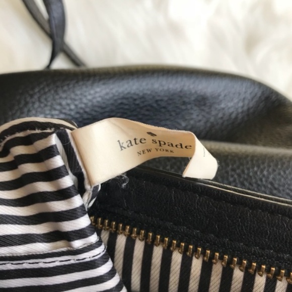 Kate Spade Cobble Hill Crossbody - Picture 5 of 7